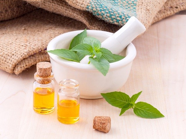 Why Natural Oils Are Beneficial For Skin