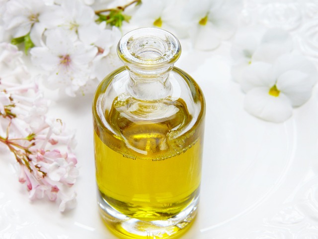 How to use Castor Oil for Skin and Benefits