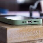 How Screen Time and Overstimulation Affect Mental Health - What Parents and Adults Need to Know