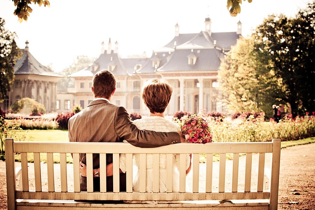 How to Practice Healthy Intimacy - Tips for Emotional and Physical Connection