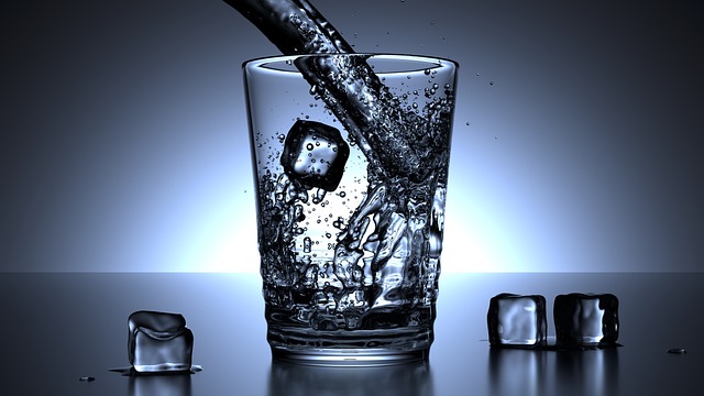 The Role of Hydration in Senior Health - Why Drinking Enough Water Matters